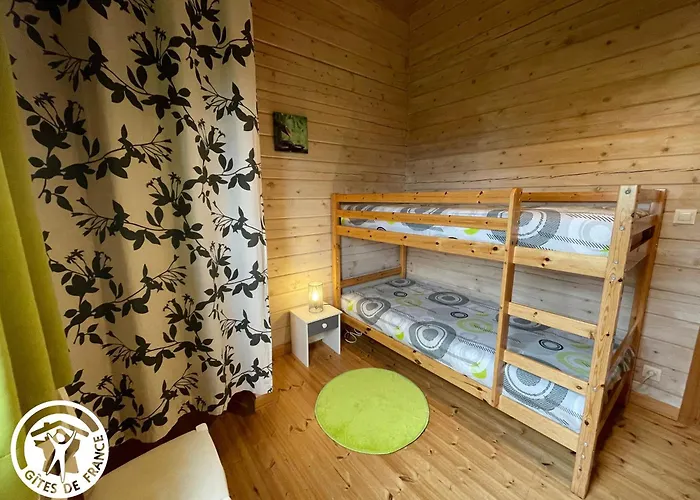 Дом отдыха Charmante Maison En Bois Pour 5 Personnes Avec Terrasse Et Jardin - Fr-1-426-580 *