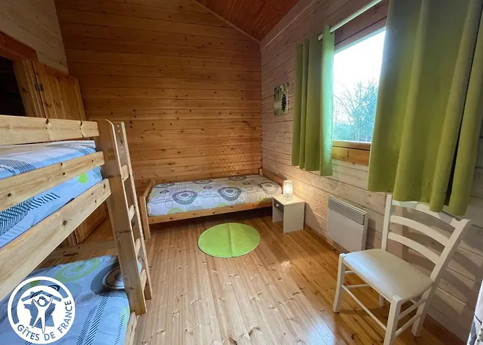 Charmante Maison En Bois Pour 5 Personnes Avec Terrasse Et Jardin - Fr-1-426-580 Дом отдыха *
